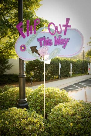 Mitzvah Inspire Flip Out Atlanta Sign1