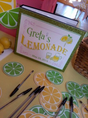 Greta's Lemonade Stand sign in